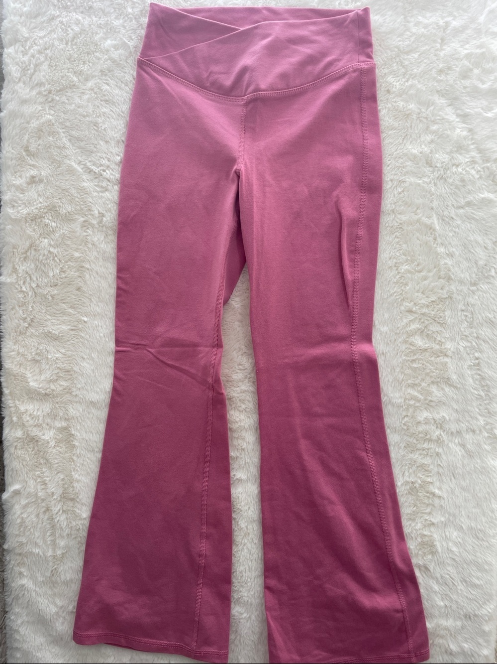 SALE! Old Navy kids Active High-Rise Flare Leggings in Pink Size M (8)